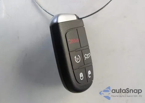 2012 Chrysler 300 из США, поврежденный, VIN 2C3CCAAG7CH202649